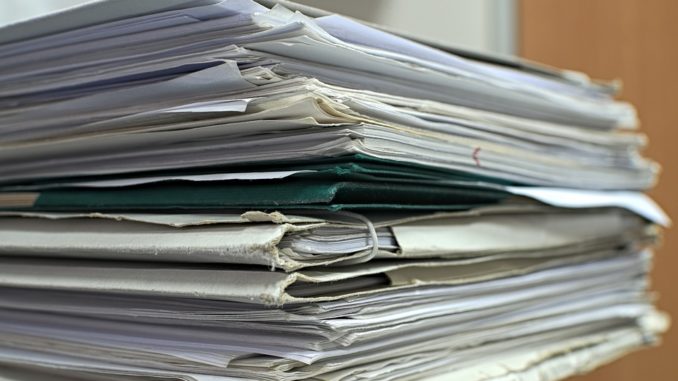 DMS Digitale Dokumentenverwaltung ist ein weiterer wichtiger Schritt zum papierlosen Büro und empfiehlt sich gerade für Start-ups und Gründer, da kein großer Aufwand bei einer Umstellung entsteht.