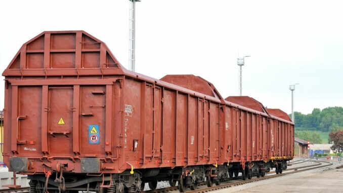 IHK-Verkehrsausschuss: Mehr Güter auf den Schienen erfordern schnelleren Streckenausbau