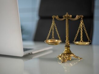 Podcast „Recht und Steuern“: IHK stellt Online-Tool zur außergerichtlichen Streitbeilegung vor
