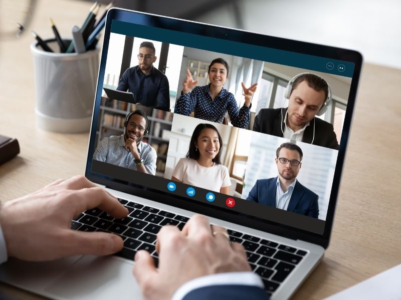 IHK informiert in Live-Talk über neue Fortbildung „Meister – Vernetzte Industrie“