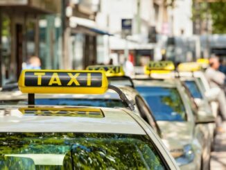 Corona-Pandemie: Land kompensiert Ausfälle im Taxigewerbe