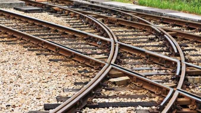 Schulterschluss für bessere Bahninfrastruktur im Oldenburger Land – Kommunen und Wirtschaft wollen an einem Strang ziehen