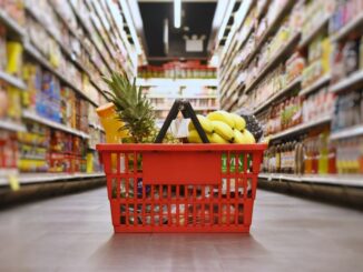 Initiative für faire Preise fordert Kaufverbot von Lebensmitteln unter Produktionskosten durch Supermärkte und Molkereien