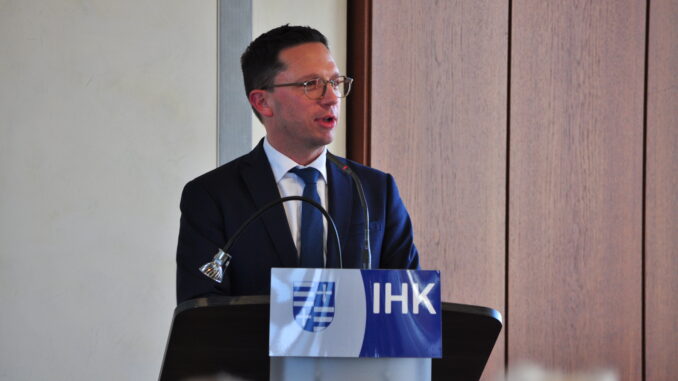 Vollversammlung der IHK Vollversammlung der IHK